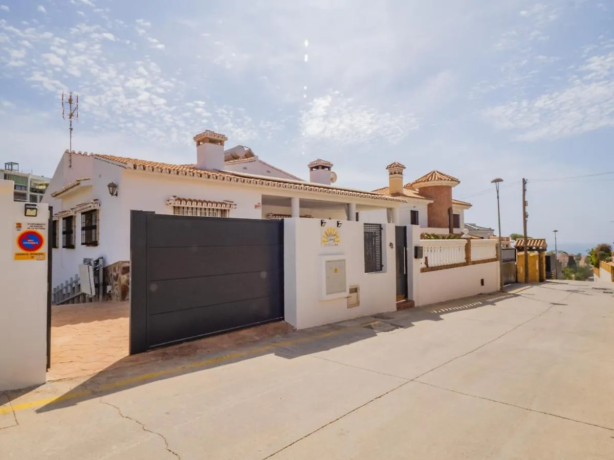 Cubo'S Hostal William'S Sunny 2 With Breakfast Torre de Benagalbon Guest house