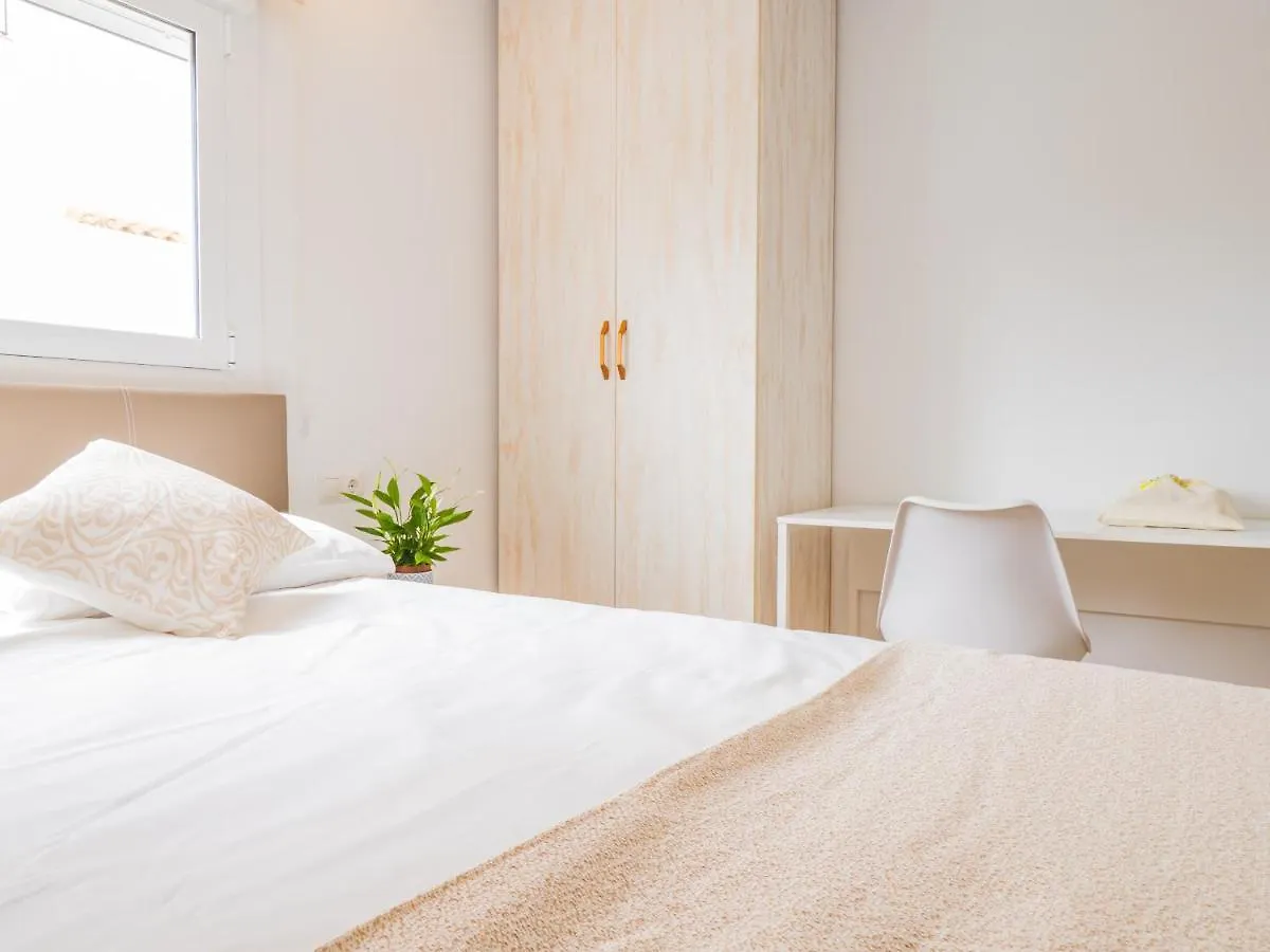 Guest house Cubo'S Hostal William'S Sunny 2 With Breakfast Torre de Benagalbon Spain