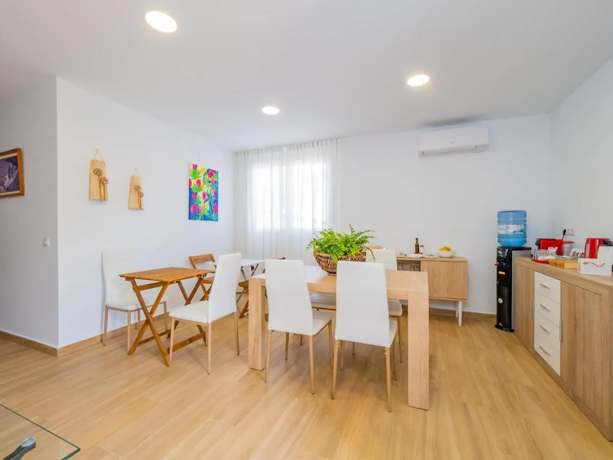 Cubo'S Hostal William'S Sunny 2 With Breakfast Torre de Benagalbon